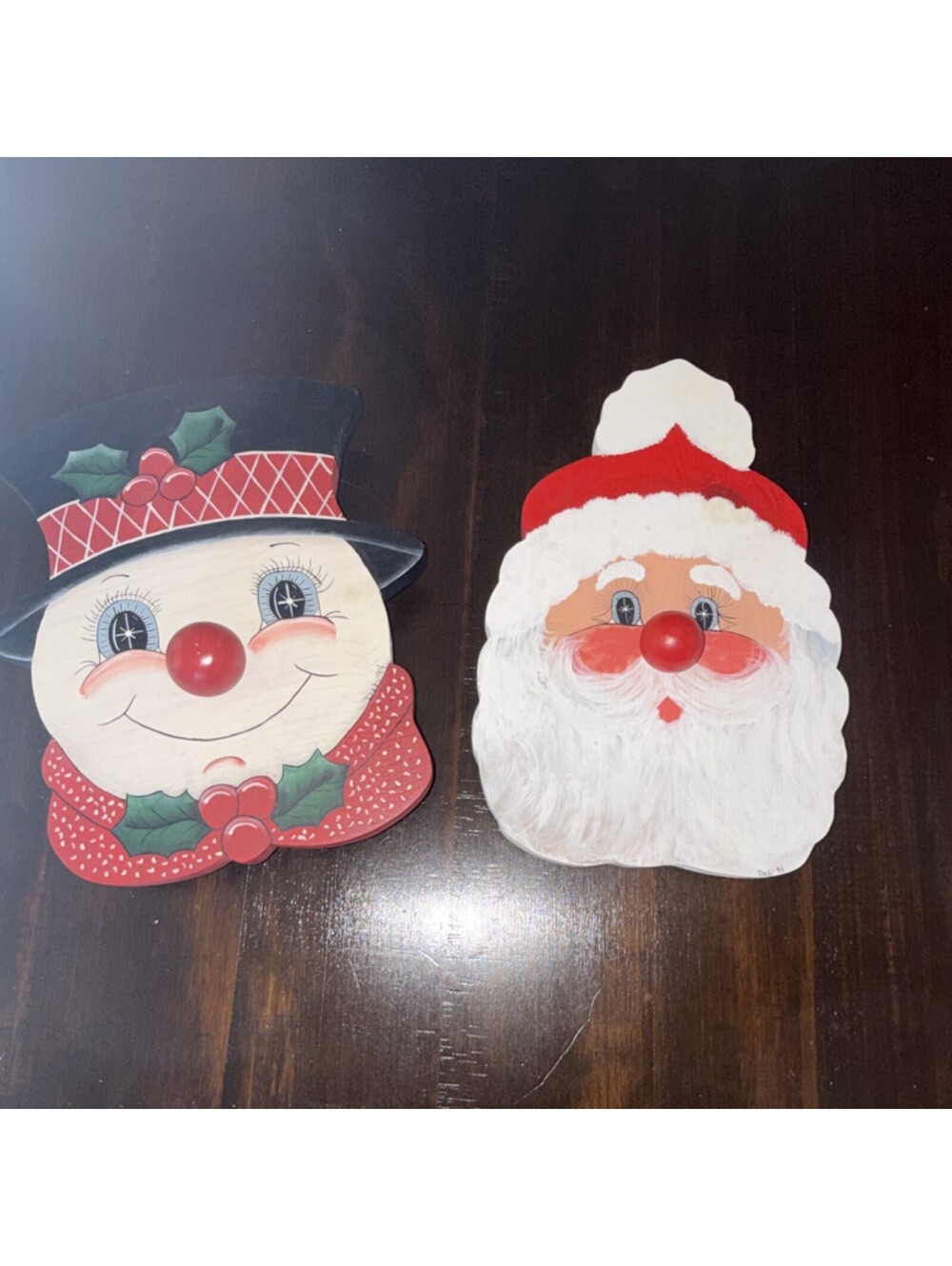 2pc Wood Christmas Wall Plaques Santa Claus/Snowman Faces-Deb 94- musical boxes